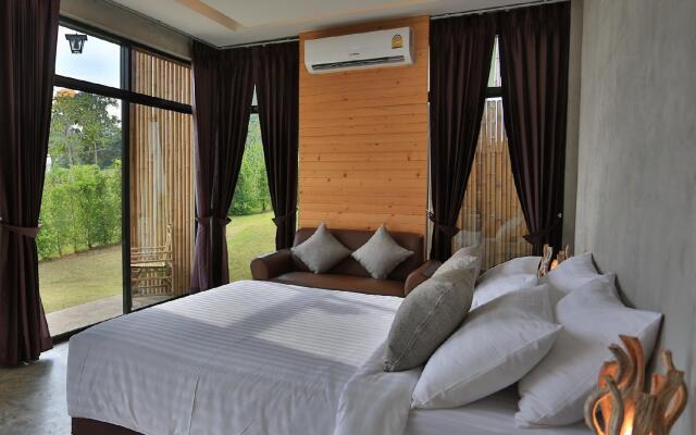 Curve360 Hotel Khao Yai