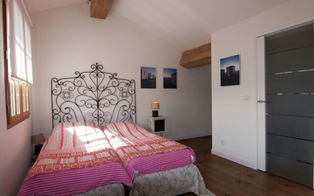 Gorgeous Holiday Home in Roussines With Terrace