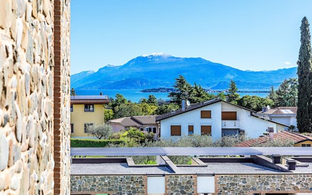 Warda C11 Apartment by Wonderful Italy