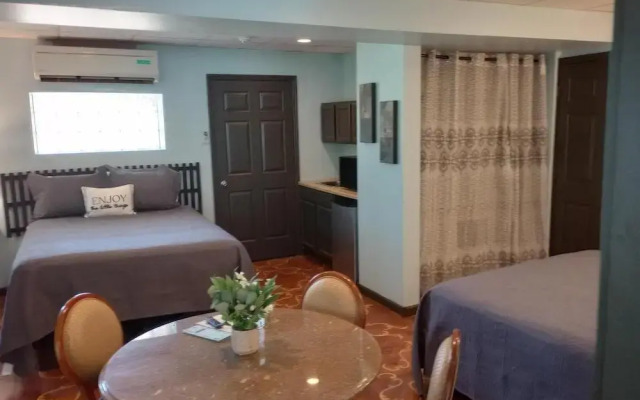 Elk River Hotel & Cafe