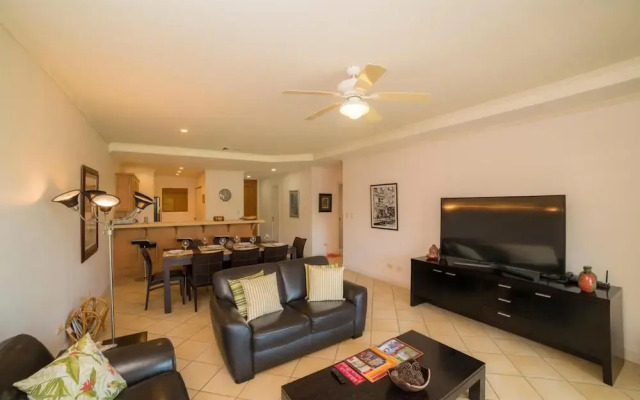 Del Mar 1F - 3 bdr 2 Bath Ocean View