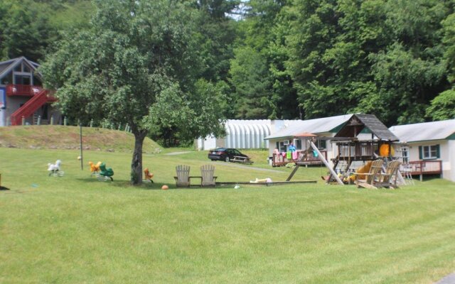 Hill View Motel and Cottages