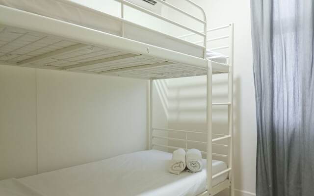 Comfortable And Tidy 2Br At Vida View Apartment