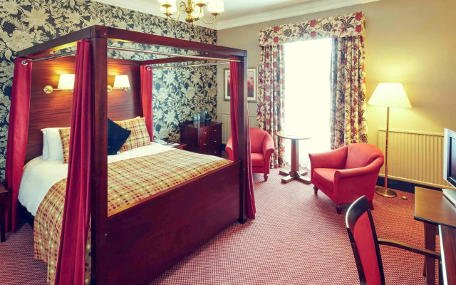 Mercure Newbury Elcot Park Hotel