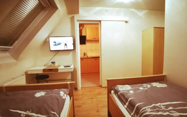 Home Inn Hotel