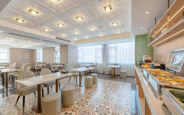 Huanyi Hotel