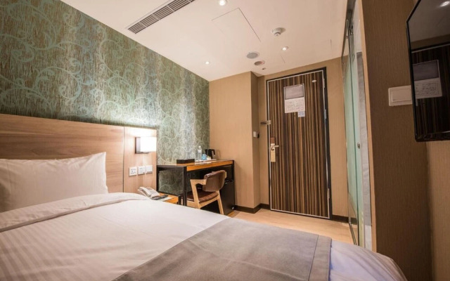 Lucky Apple Hotel