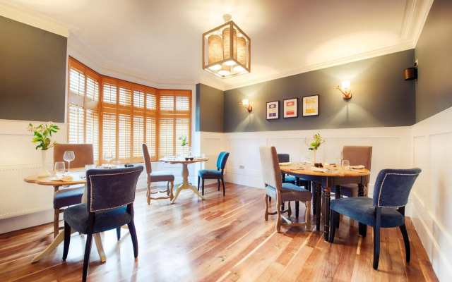 Florence Gardens Hotel & Restaurant