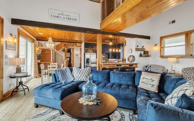 The Sandcastle 4 Bedroom Home by RedAwning