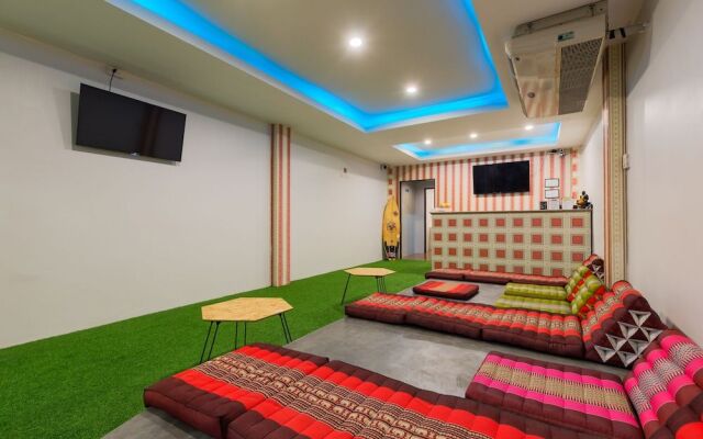 Popeyes Hostel Coffeeshop and Beer Bar