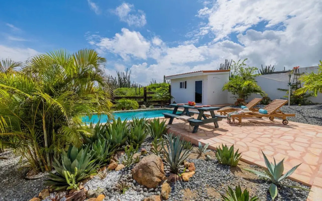Caribbean Charm Serene Santa Lucia Sunny Pool