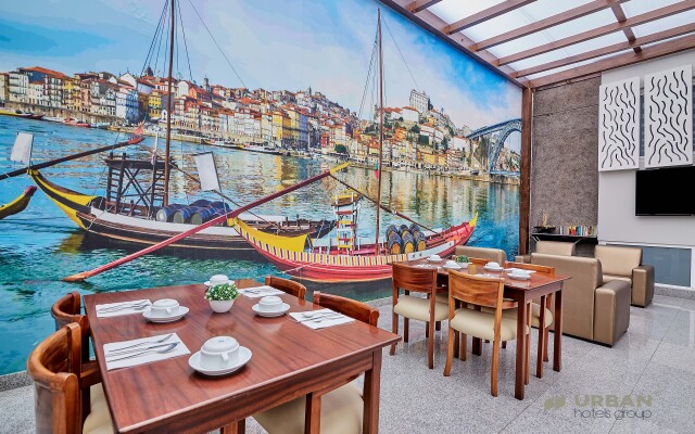 Urban Hotel Amadeos