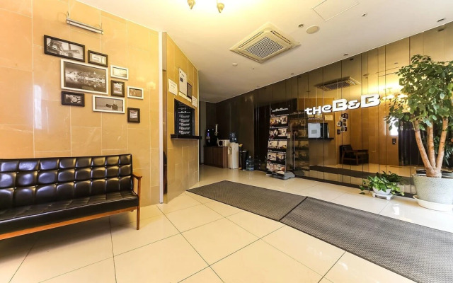 Changwon Buk-myeon The B and B Hotel
