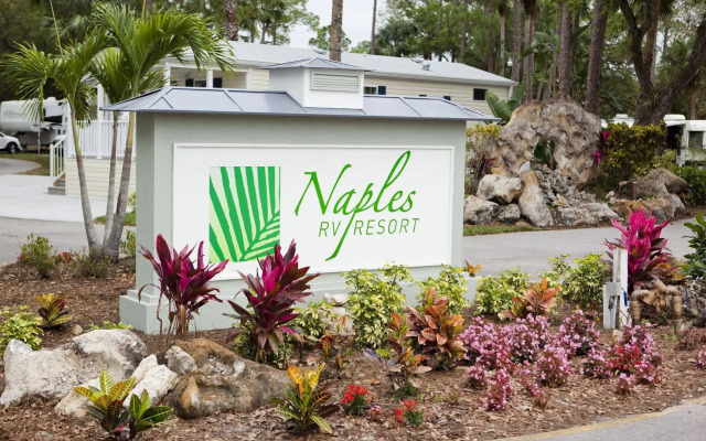 Naples RV Resort
