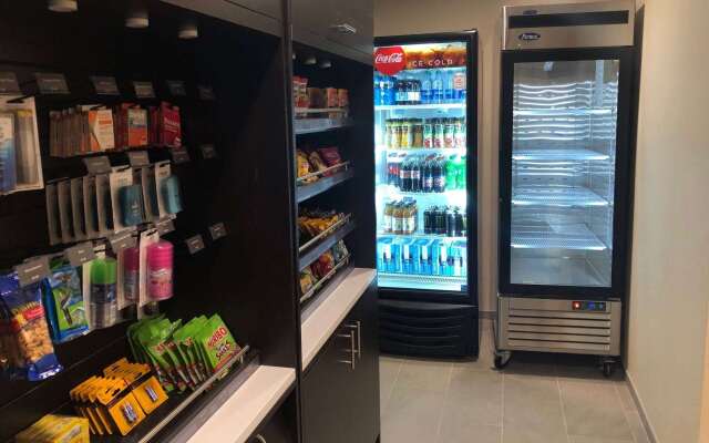 Hawthorn Extended Stay by Wyndham Monahans