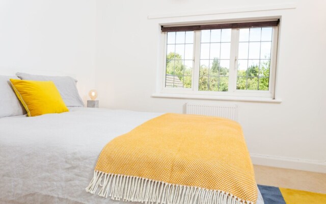 Beautifully Renovated Family Home Cambridge
