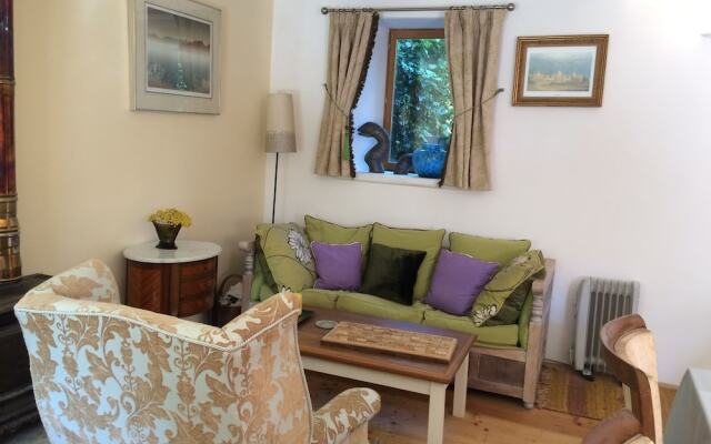 Runduic Farmhouse Bed & Breakfast