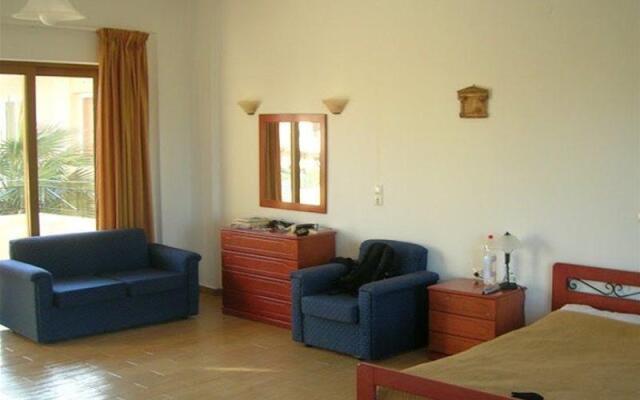 Kavros Garden Studios & Apartments Hotel