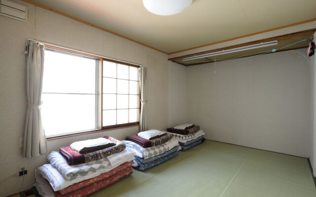 Sapporo Inn NADA - Hostel