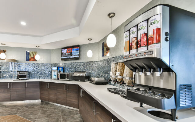 Best Western Plus Cambridge Hotel