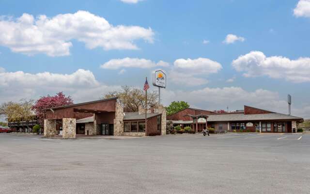 Best Western Sunridge Inn & Conference Center