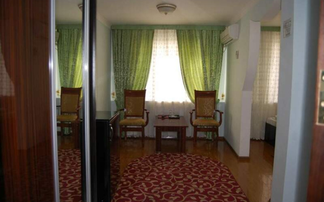 Nasaf Travel Hotel