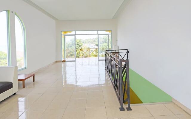 OYO 91839 Penginapan Sulthan Penyengat Syariah