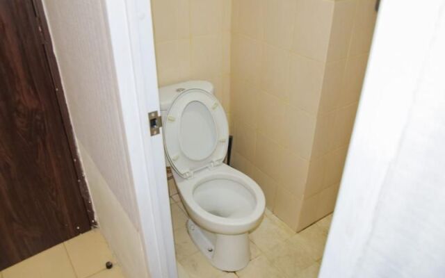 RedDoorz Apartment @ Serpong Green View