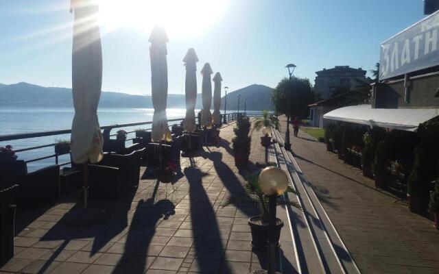 Apartments Zlatna Ribica