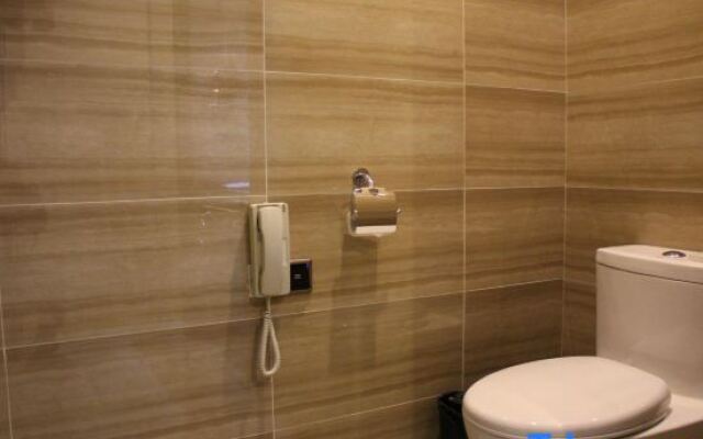 Golden Phoenix International Hotel