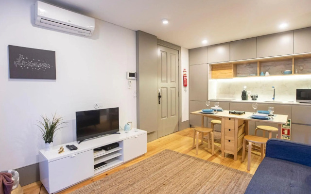 Downtown Studio w/ AC & Patio by LovelyStay