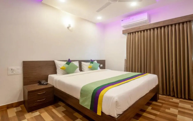Treebo Elite Plaza, 700 Mtrs From Madikeri Fort