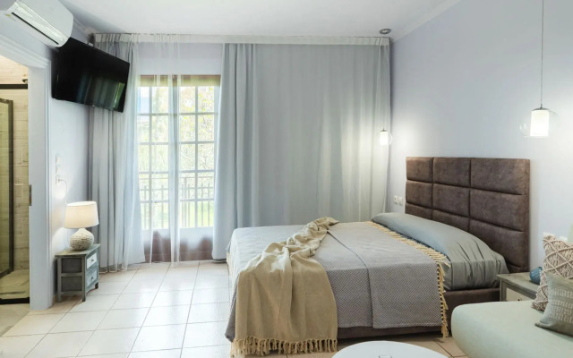 Superior Boutique Studios 1  andamp; 2