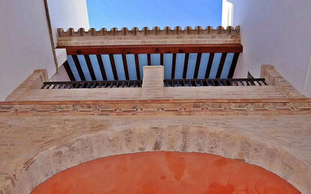 Frenteabastos Hostel & Suites