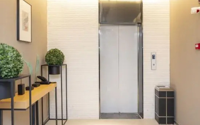 Homeinn Selected Hotel (Jinan Honglou Impression City Shandong University)