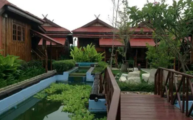 Dangky Resort