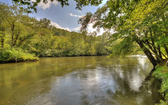 Toccoa River Escape
