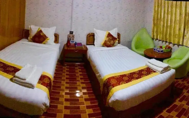 Nan Htike Yadanar Hotel