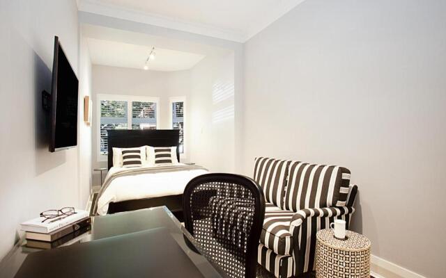 BAYSIDE RETREAT-hosted by:L'Abode Accommodation