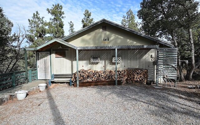 Bare Bear - Two Bedroom Cabin