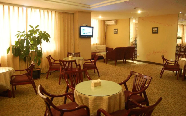Chengdu Yiguo Hotel