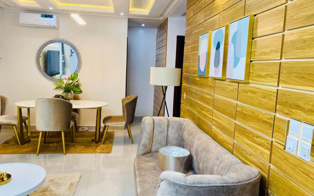 Shortlethomes - 5 Star Short let Apartment in Ikate