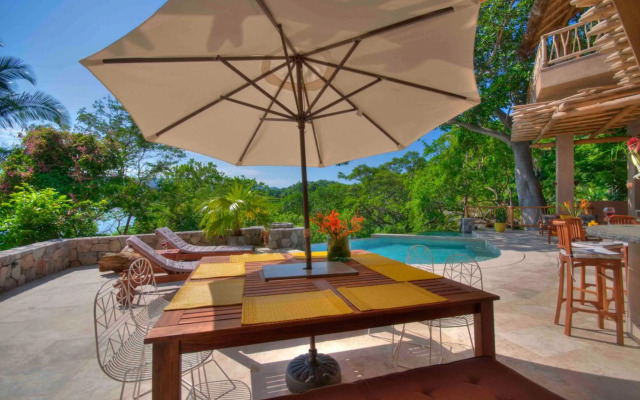 Casa Buena Vista - Beach Front - Villa in Sayulita