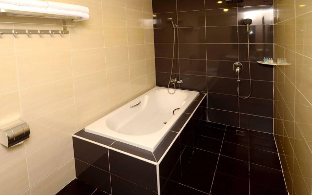 Hotel Nusa CT