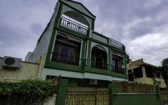 OYO 17340 Home Lively Stay Jawahar Nagar