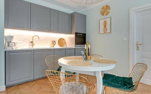 BillBerry Apartments - Golden Suite