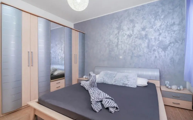 Beautiful Home in Omis With Wifi and 4 Bedrooms