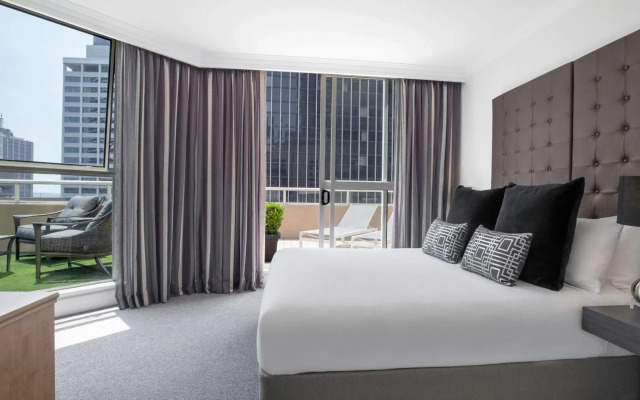 Mantra 2 Bond Street Sydney