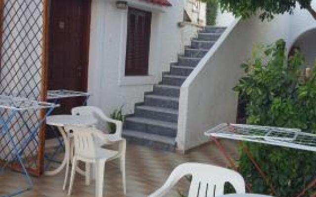 Aeolos Hotel Apartments