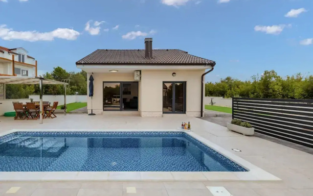 Villa Shaula 2